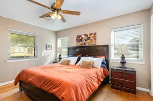 808 Ravenwood Dr, Arlington, TX 76013 - Photo 13