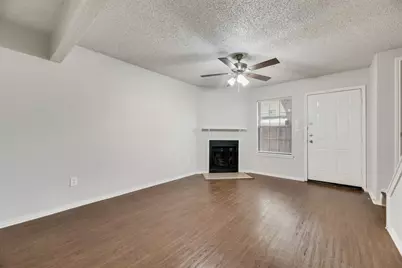 648 S Rogers Road #648, Irving, TX 75060 - Photo 5
