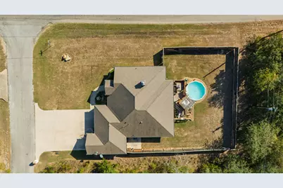 101 Timber Trail, Runaway Bay, TX 76426 - Photo 3