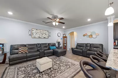 1209 Drummond Circle, Waco, TX 76712 - Photo 3