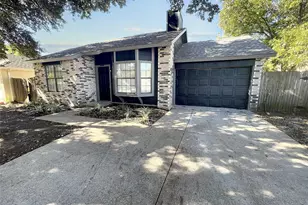 5518 Creek Valley Dr, Arlington, TX 76018 - Photo 1