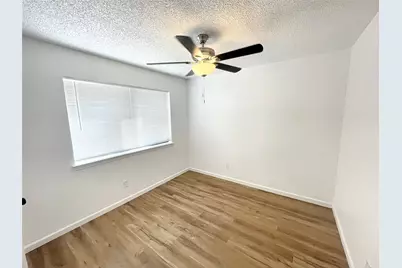 5518 Creek Valley Drive, Arlington, TX 76018 - Photo 29