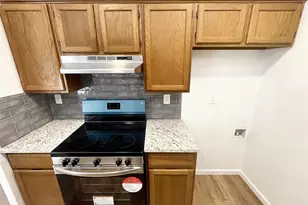 5518 Creek Valley Dr, Arlington, TX 76018 - Photo 11