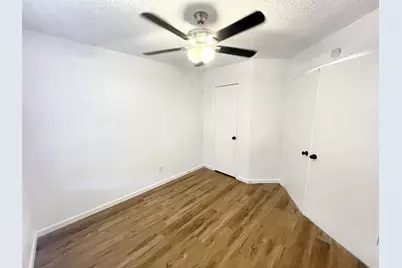 5518 Creek Valley Drive, Arlington, TX 76018 - Photo 31