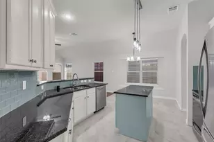 517 Highmoor Ct, Oak Point, TX 75068 - Photo 11