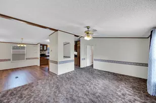 310 Rocky Dr, Waxahachie, TX 75167 - Photo 3