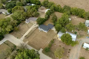 310 Rocky Dr, Waxahachie, TX 75167 - Photo 27