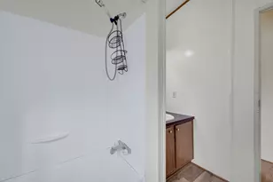 310 Rocky Dr, Waxahachie, TX 75167 - Photo 11