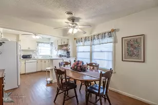 1934 N Mockingbird Ln, Abilene, TX 79603 - Photo 15