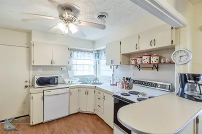 1934 N Mockingbird Lane, Abilene, TX 79603 - Photo 17