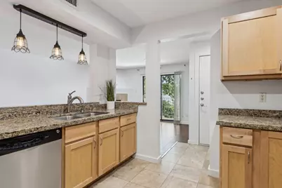 4777 Cedar Springs Road #6N, Dallas, TX 75219 - Photo 5