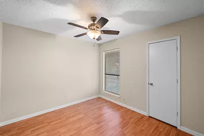 906 Lemontree Court, Arlington, TX 76017 - Photo 27