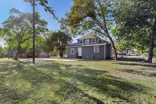 200 Dunn St, Waxahachie, TX 75165 - Photo 29