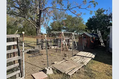 492 Lcr 431, Mexia, TX 76667 - Photo 37