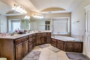 13081 Viola Dr, Frisco, TX 75033 - Photo 11