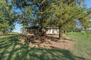 751 Co Rd 1240, Mt Pleasant, TX 75455 - Photo 35