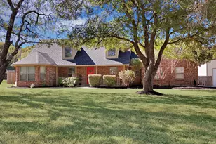 133 Miramar Cir, Weatherford, TX 76085 - Photo 1