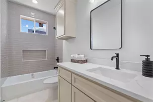 8811 Silver Crk Rd, White Settlement, TX 76108 - Photo 17