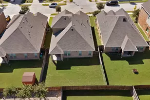 2121 Corsair Ln, Denton, TX 76210 - Photo 27