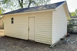 3815 Poinsettia Dr, Dallas, TX 75211 - Photo 35