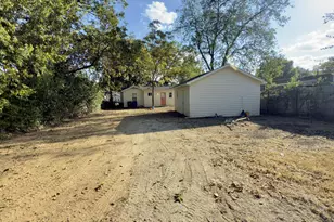 3815 Poinsettia Dr, Dallas, TX 75211 - Photo 37