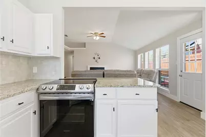 10245 Sunset View Drive, Fort Worth, TX 76108 - Photo 13