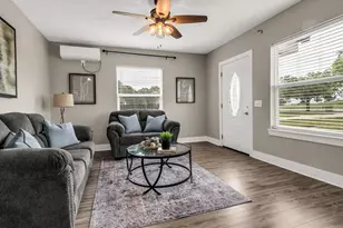 10018 Jackson Rd, Krum, TX 76249 - Photo 5