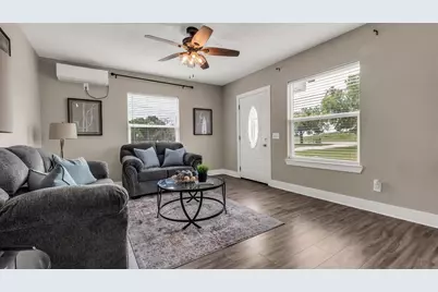 10018 Jackson Road, Krum, TX 76249 - Photo 7