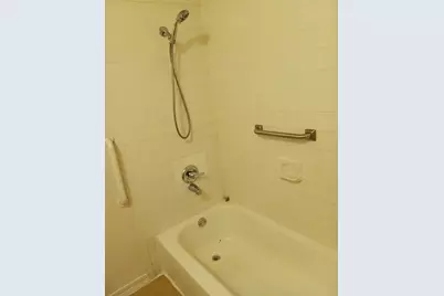 1005 W Sanford Street #A, Arlington, TX 76012 - Photo 9