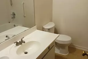 1005 W Sanford St, Arlington, TX 76012 - Photo 3