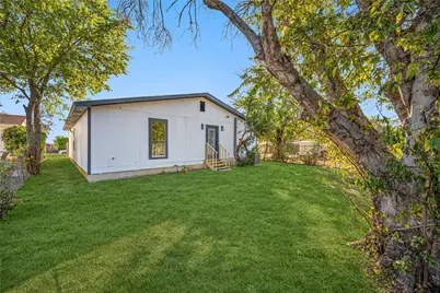 5608 Helmick Avenue, Fort Worth, TX 76107 - Photo 33