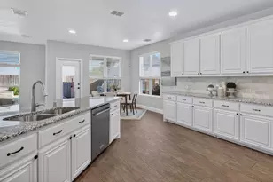 9505 Meadowpark Dr, Denton, TX 76226 - Photo 7