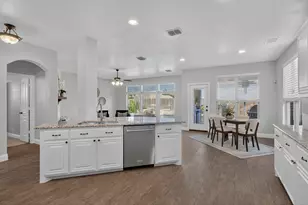 9505 Meadowpark Dr, Denton, TX 76226 - Photo 11