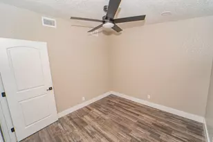 905 W 5th St, Breckenridge, TX 76424 - Photo 3