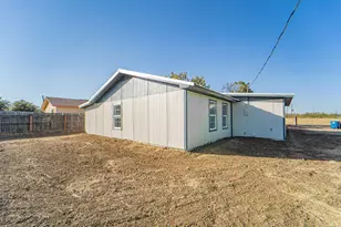 905 W 5th St, Breckenridge, TX 76424 - Photo 27