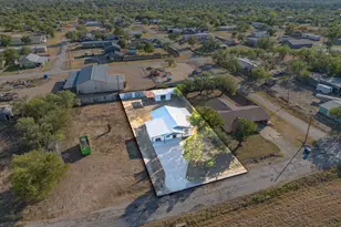 905 W 5th St, Breckenridge, TX 76424 - Photo 31