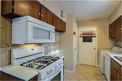 501 Bay Shore Drive, Garland, TX 75040 - Photo 5