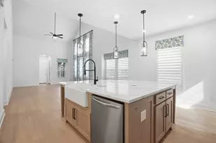 1013 Karis Blvd, Crowley, TX 76036 - Photo 3