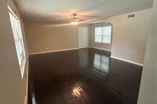 701 Hulme St, Bowie, TX 76230 - Photo 15