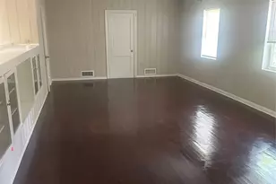 701 Hulme St, Bowie, TX 76230 - Photo 15