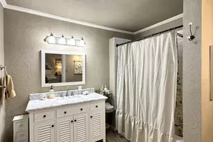 426 McGee St, Sherman, TX 75092 - Photo 17