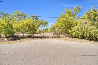 485 S Magnolia Street, Crowley, TX 76036 - Photo 15