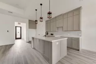 2729 Pike Dr, Lancaster, TX 75134 - Photo 7