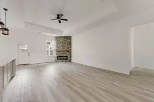 2729 Pike Dr, Lancaster, TX 75134 - Photo 5