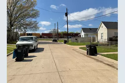 1515 E Peach Street, Fort Worth, TX 76102 - Photo 7