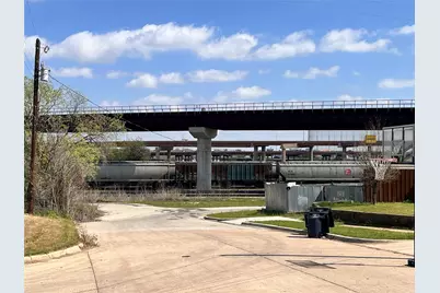 1515 E Peach Street, Fort Worth, TX 76102 - Photo 17