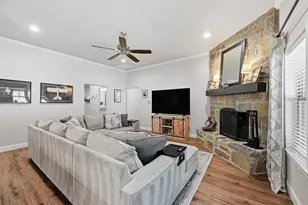 1305 Thistle Hl Trl, Weatherford, TX 76087 - Photo 3