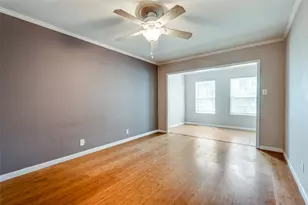 412 Hollyhill Ln, Denton, TX 76205 - Photo 11