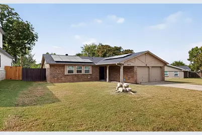 2412 Jewell Drive, Arlington, TX 76016 - Photo 3