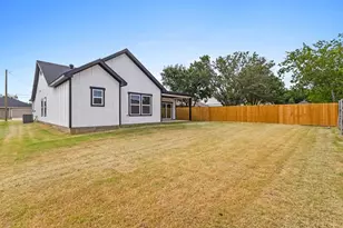 805 Melody Cir, Kaufman, TX 75142 - Photo 29